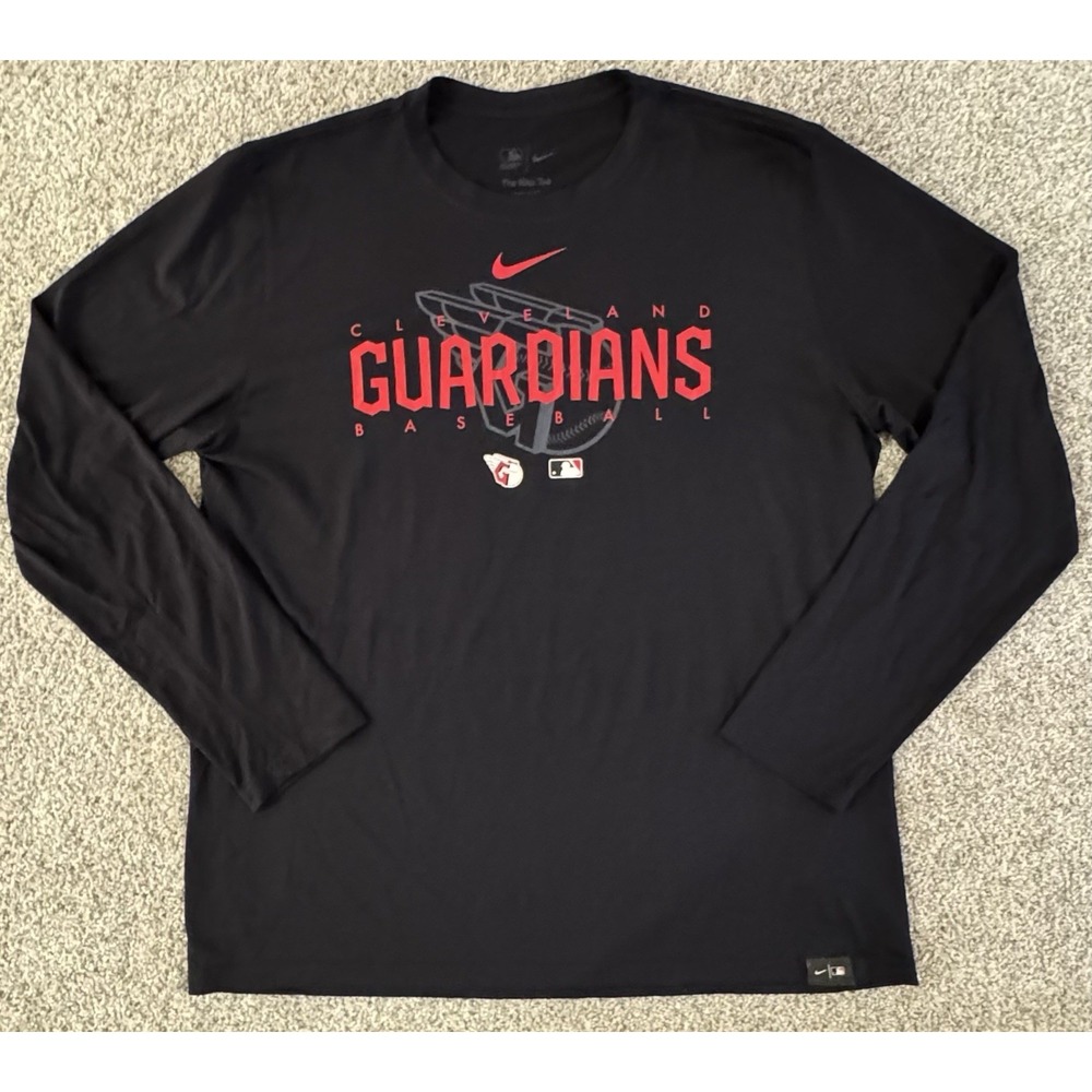 The Nike Tee Cleveland Guardians Long Sleeve T-Shirt Mens XL Black Dri-Fit